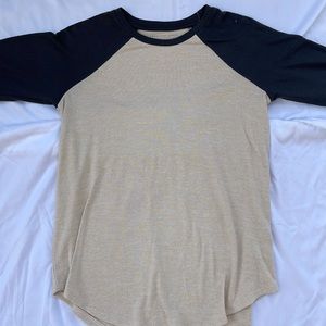 Long sleeve shirt, size xs, very soft and stretchy.